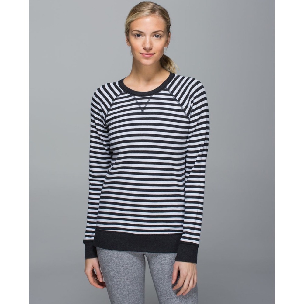 Lululemon Athletica Striped Raglan Sleeve Sweatshirt‎ Women's Reversible Size 8